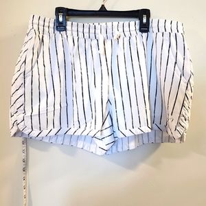Rip Zone~ Woman's Shorts Size 14